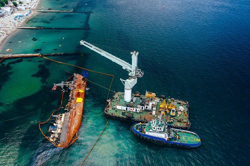 Deep Offshore Technology: Innovations in Oil and Gas Exploration